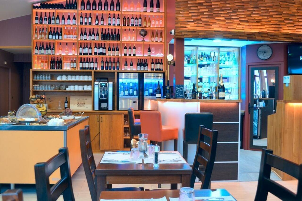 Fh Confort Hotel Orleans Co'Met Eksteriør billede